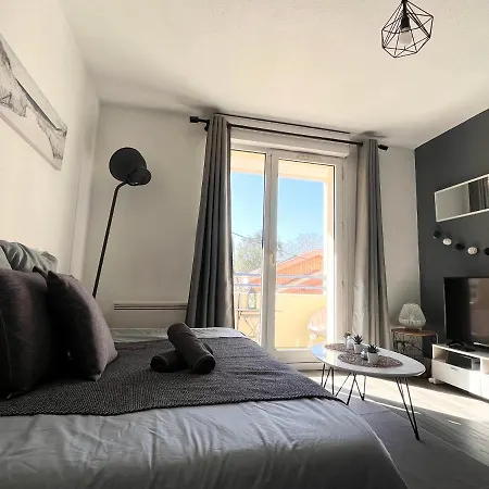 דירה Charmant Studio